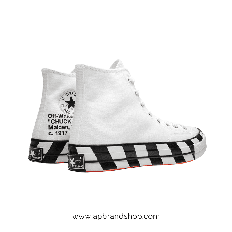 Tenis Converse x Off White blancos con detalles